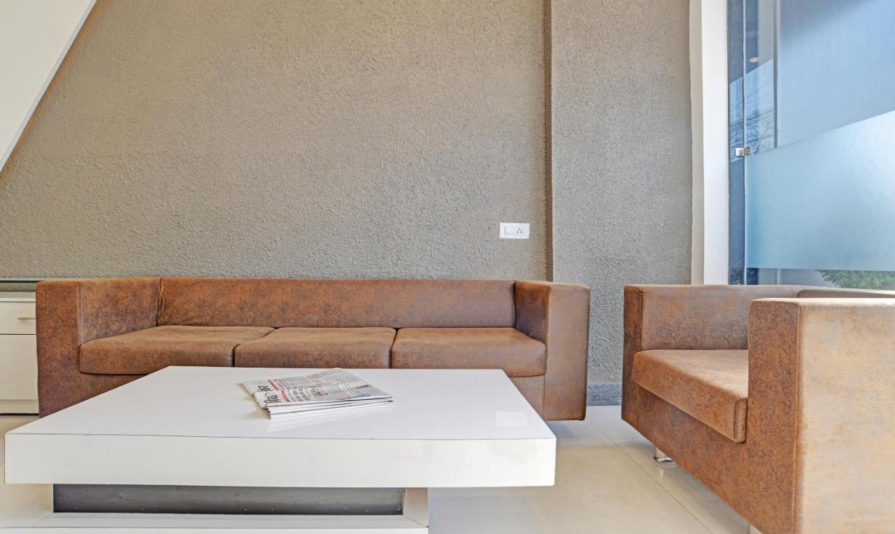 Treebo Grand Euro Pipliyahana Square Indore Exterior foto