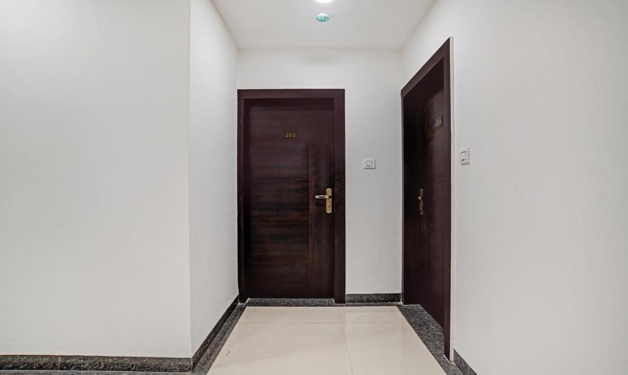 Treebo Grand Euro Pipliyahana Square Indore Exterior foto